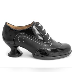 John Fluevog Black Leather The Enneagram Generous Heels Shoes Size: 6.5